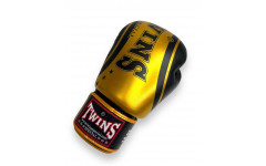 Боксерские перчатки Twins Special FBGV-TW4 Gold Black 16 oz