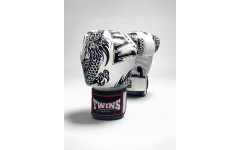 Боксерские перчатки TWINS FBGVL3-49 white black 14 oz